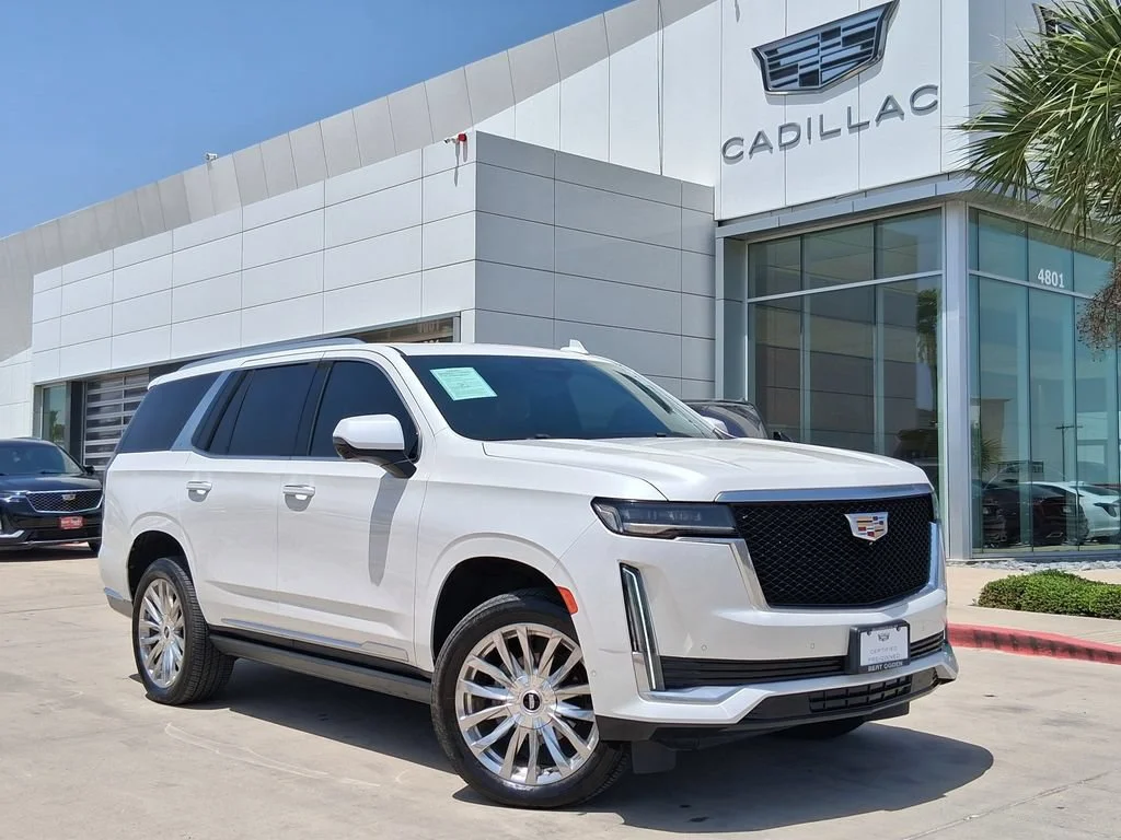 Used 2022 CRYSTAL WHITE TRICOAT Cadillac Premium Luxury image 1