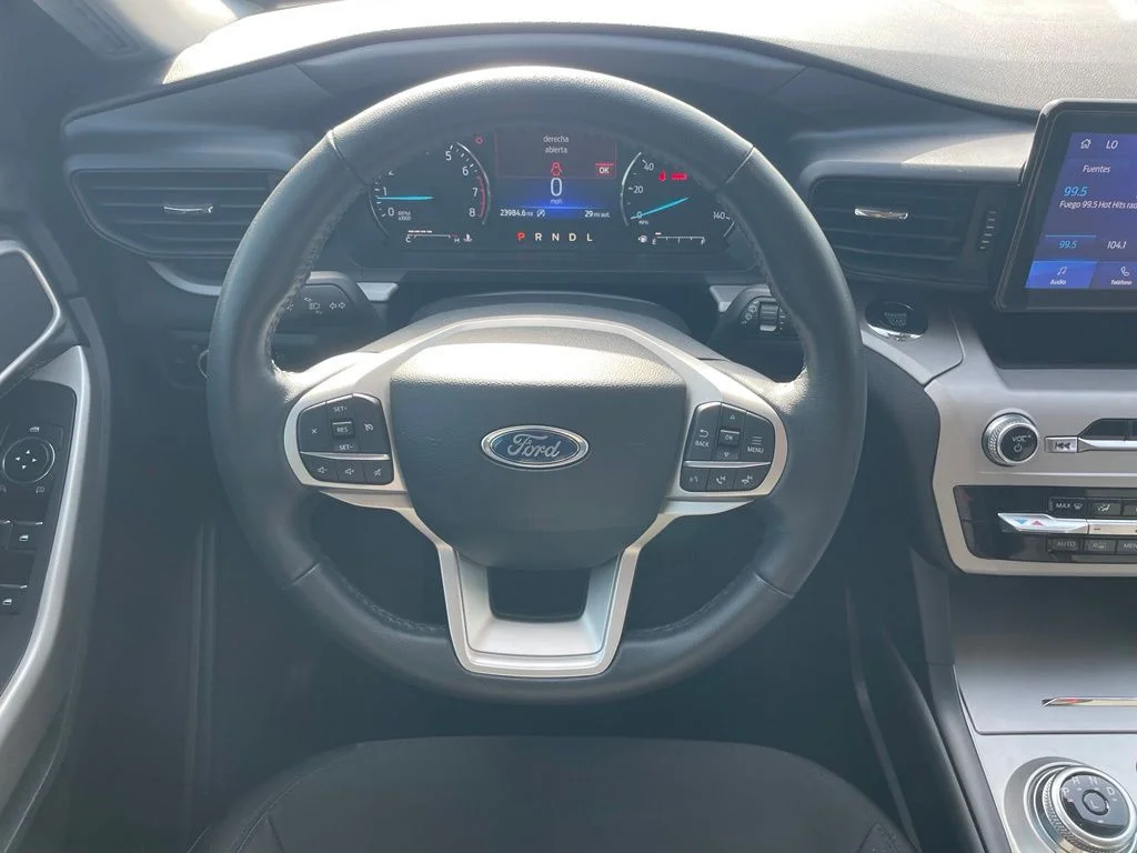 Used 2024 Gray Ford XLT image 16