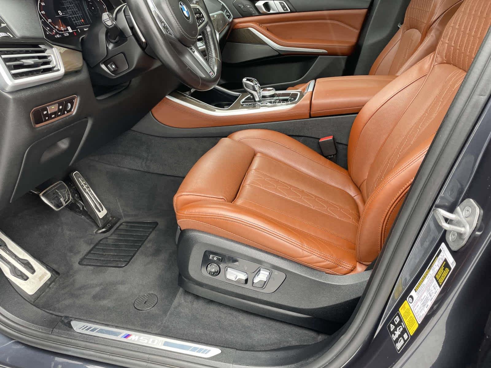 Used 2022 Arctic Grey Metallic BMW M50i image 20