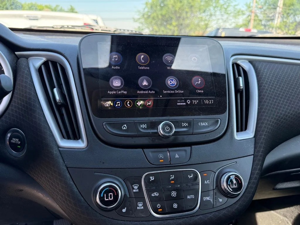 Used 2023 Gray Chevrolet LT image 19