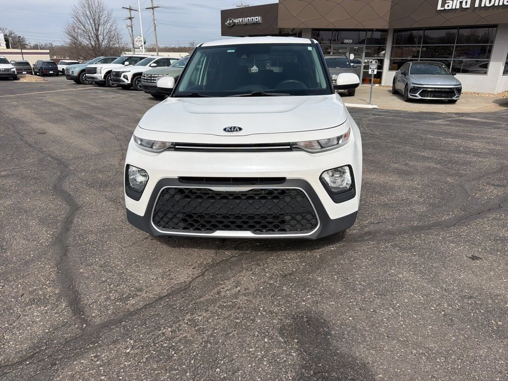 Used 2020 Kia Soul S with VIN KNDJ23AU7L7005970 for sale in Kansas City