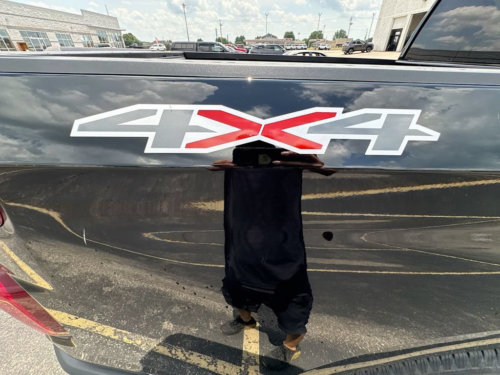 Used 2024 Black Chevrolet LT (2FL) image 36