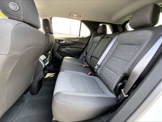 Used 2024 Summit White Chevrolet LT image 15