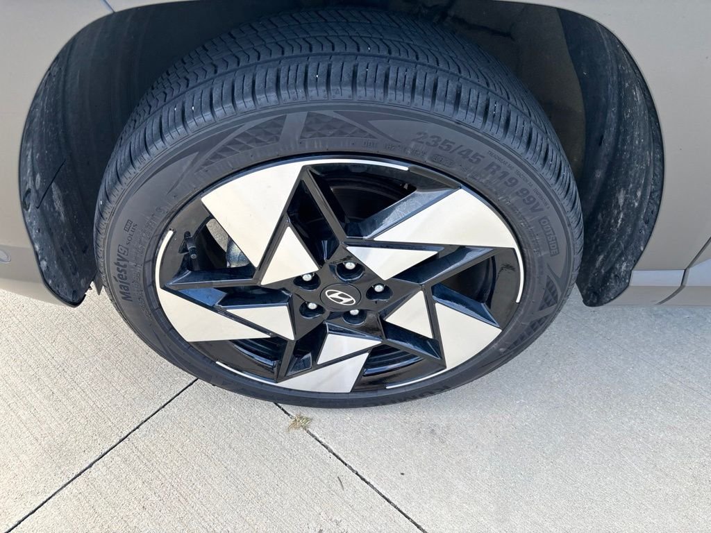 2024 Hyundai Kona Limited - Photo 14