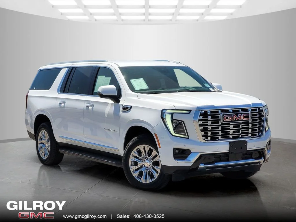 2025 GMC Yukon Denali AWD's photo