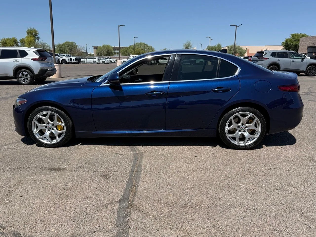 Used 2021 Montecarlo Blue Metallic Alfa Romeo Ti image 8