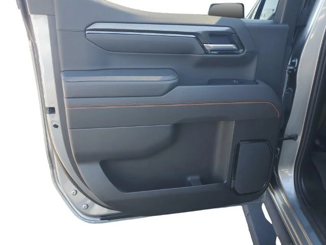 Used 2026 Sterling Metallic GMC AT4 image 29
