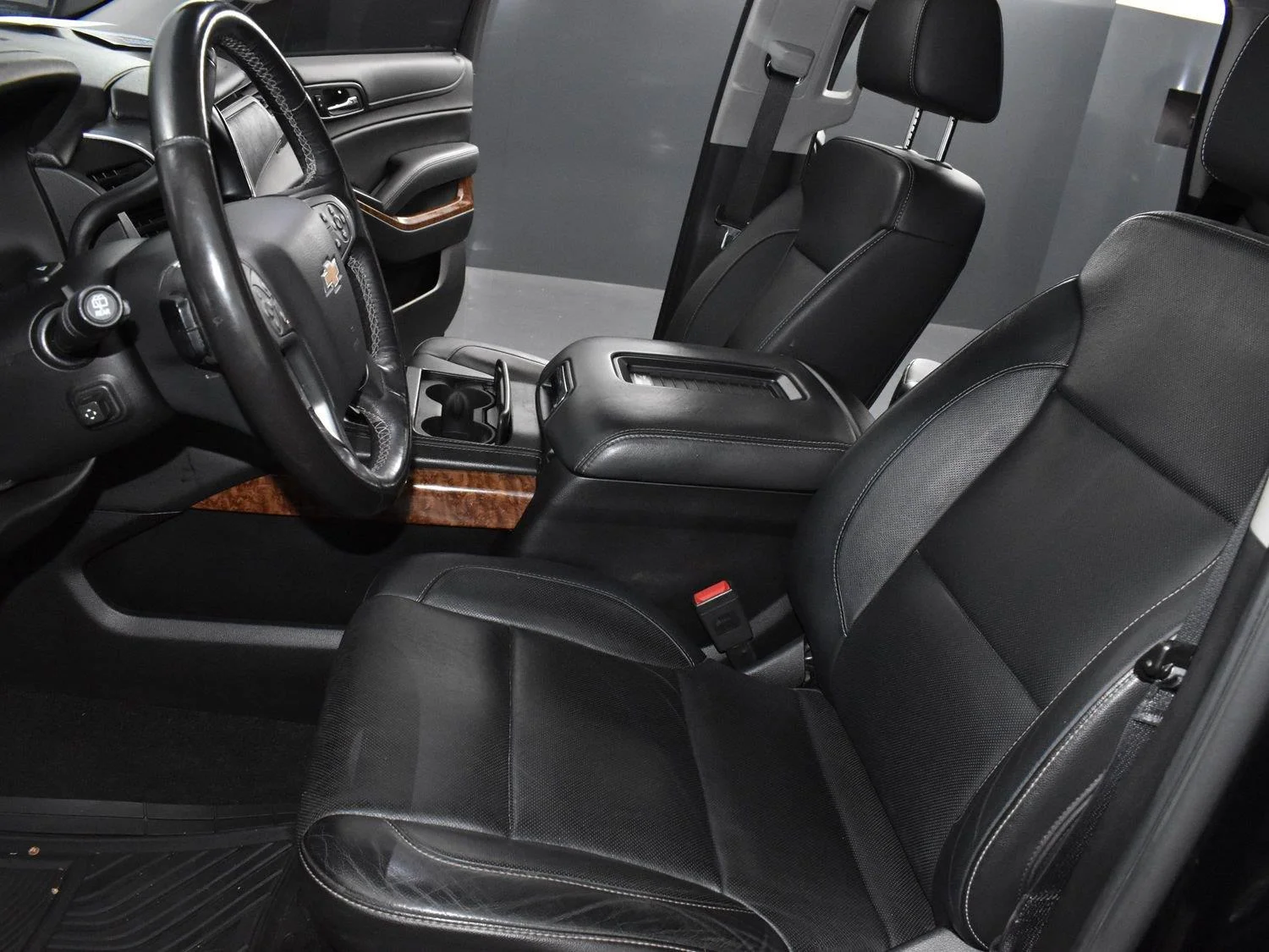 Used 2018 Black Chevrolet Premier image 14