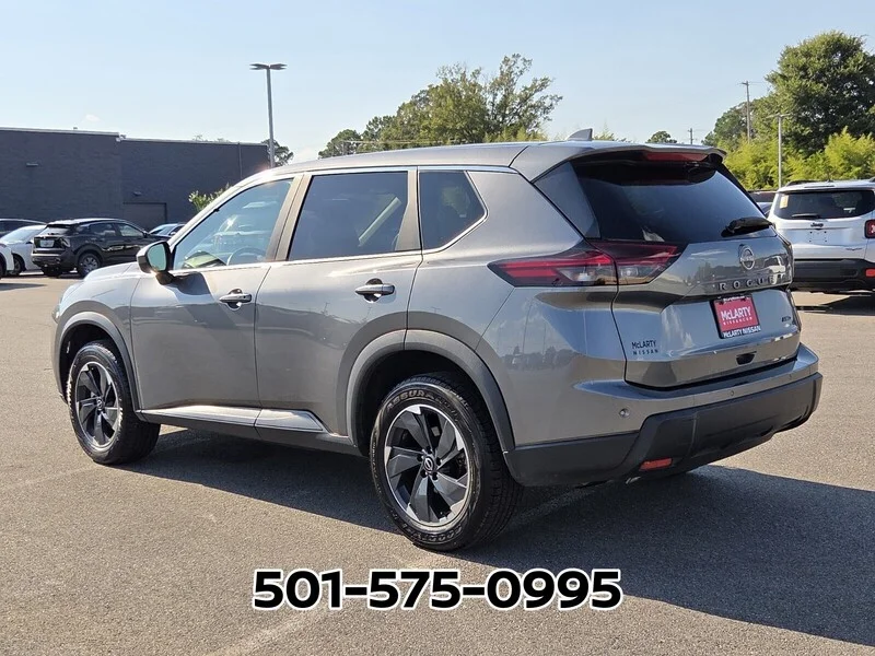 Used 2025 Gun Metallic NISSAN AWD SV image 3