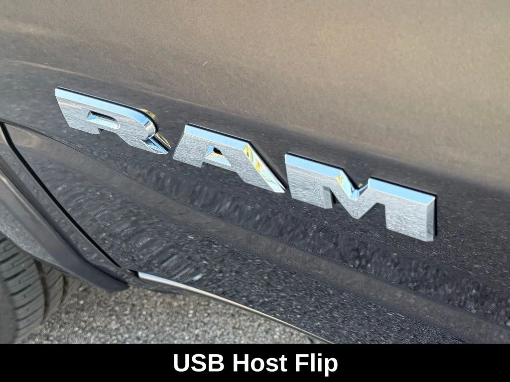 New 2026 Granite Crystal Metallic Clear-Coat Exterior Paint RAM Big Horn/Lone Star image 30