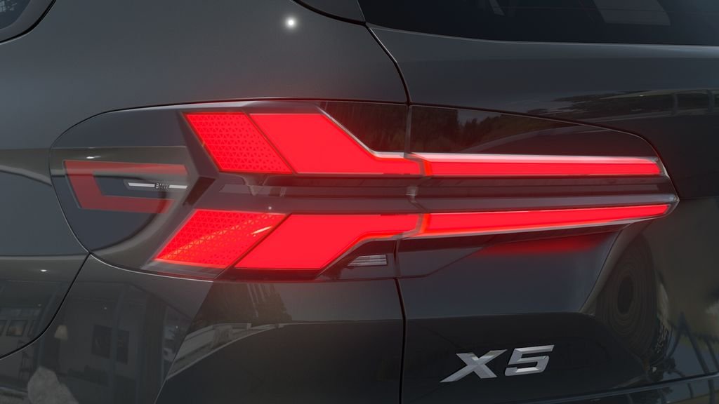 New 2026 Dravit Grey Metallic BMW xDrive40i image 8