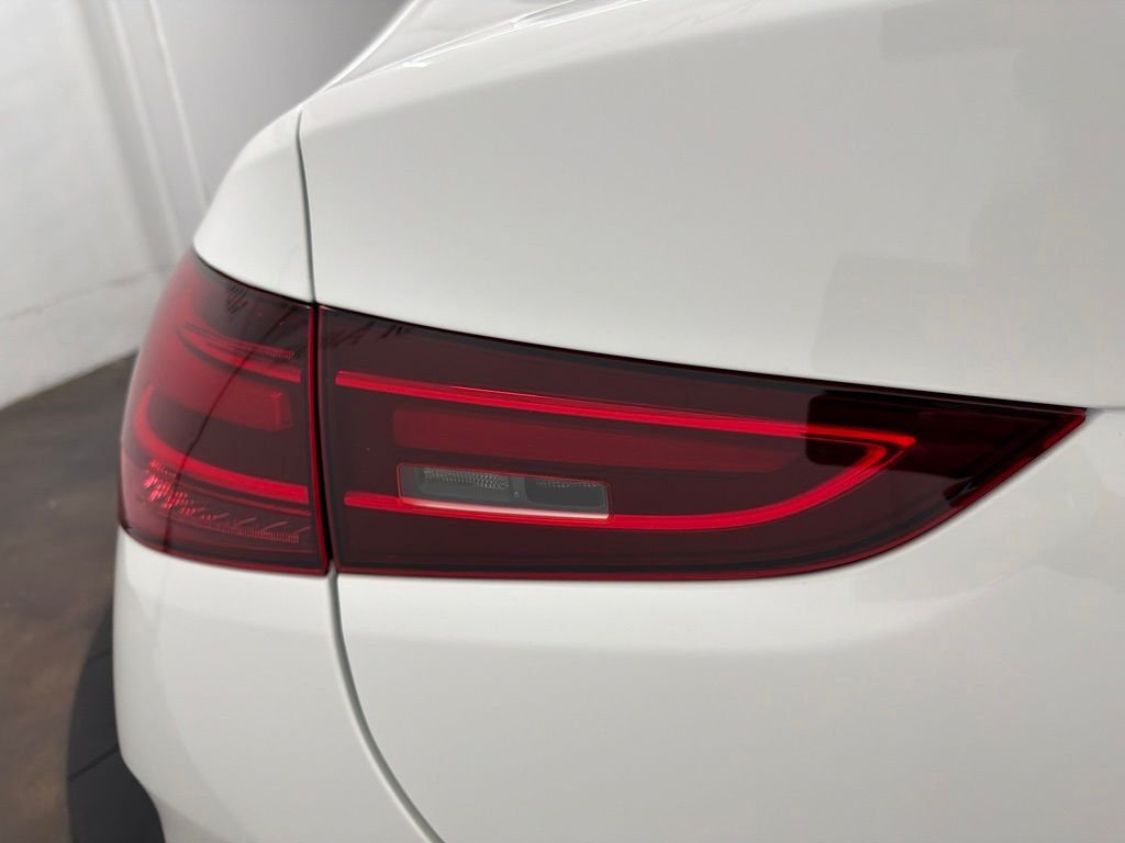 New 2026 Polar White Mercedes-Benz GLE 450 image 11