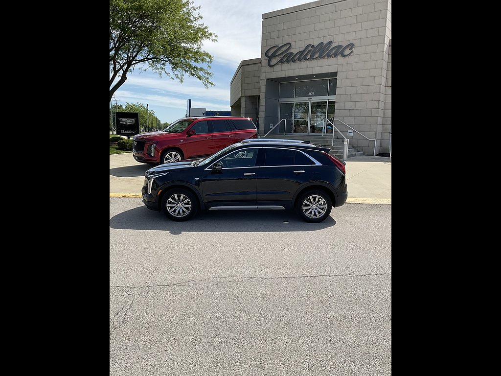 2023 Cadillac XT4 Premium Luxury AWD's photo