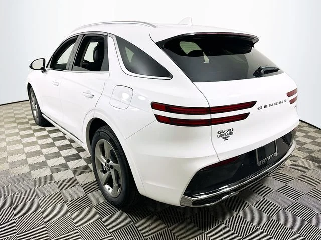New 2026 White Genesis 2.5T Select image 6
