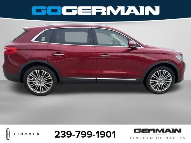 Used 2018 Red Lincoln Reserve image 8