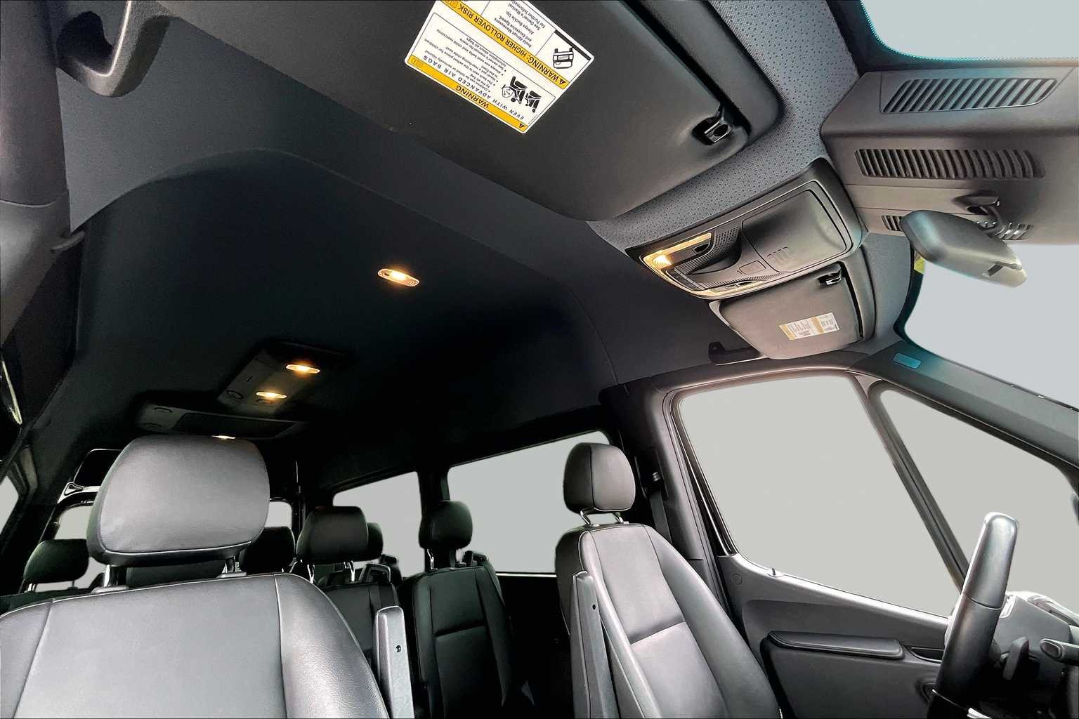 Used 2022 Obsidian Black Metallic Mercedes-Benz  image 14