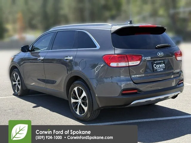 Used 2016 Platinum Graphite Kia EX image 17