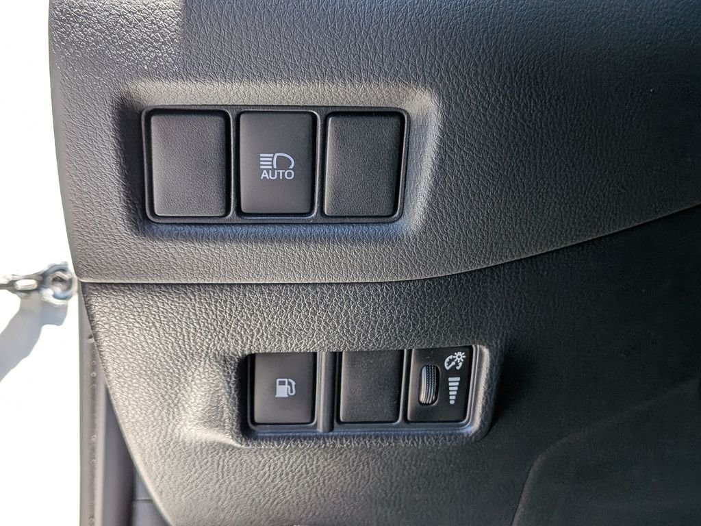 Used 2021 White Toyota XLE image 17