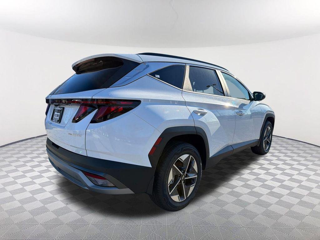 New 2026 White Hyundai SEL AWD image 5