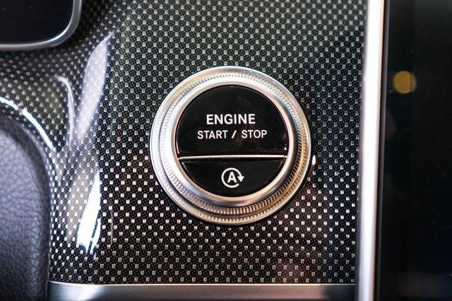 Certified Used 2022 Gray Mercedes-Benz S 580 image 29