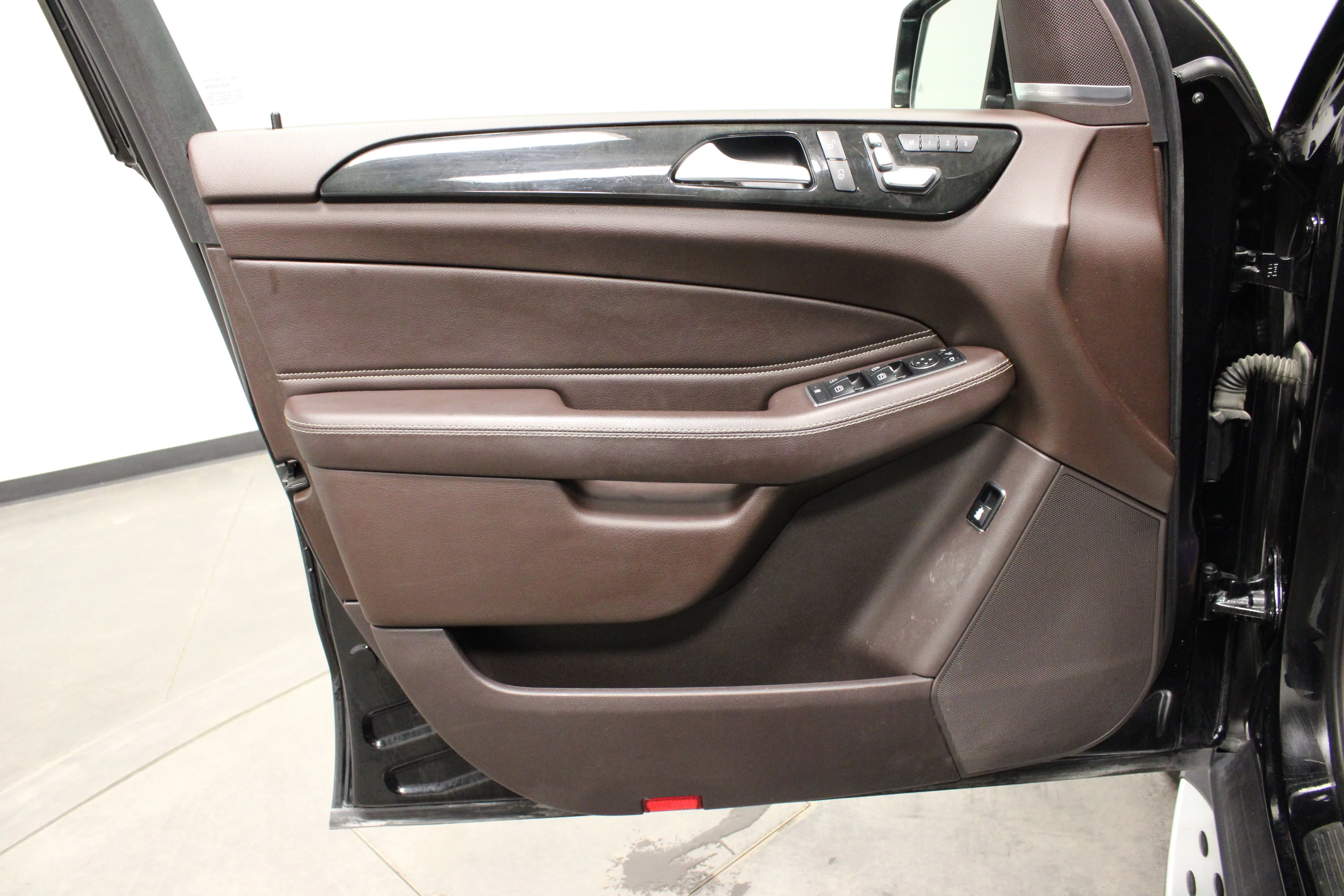 Used 2017 Black Mercedes-Benz GLE 350 image 17