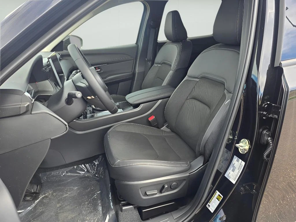 Used 2026 Jet Black Mica Mazda Preferred image 10