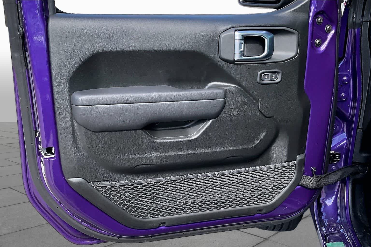 New 2026 Reign Exterior Paint Jeep Sport image 10