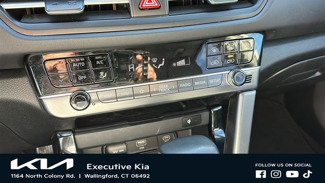 Certified Used 2024 White Kia SX image 15