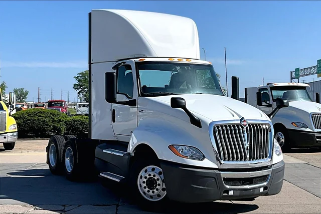 Pre-Owned 2021 International LT625 6x4 Day Cab