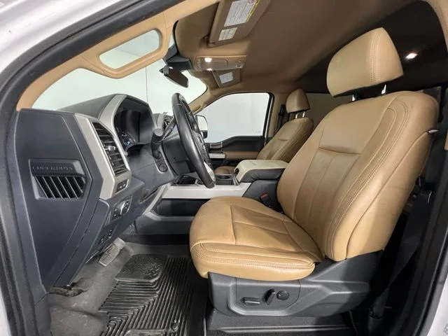 Used 2022 White Ford Lariat image 11