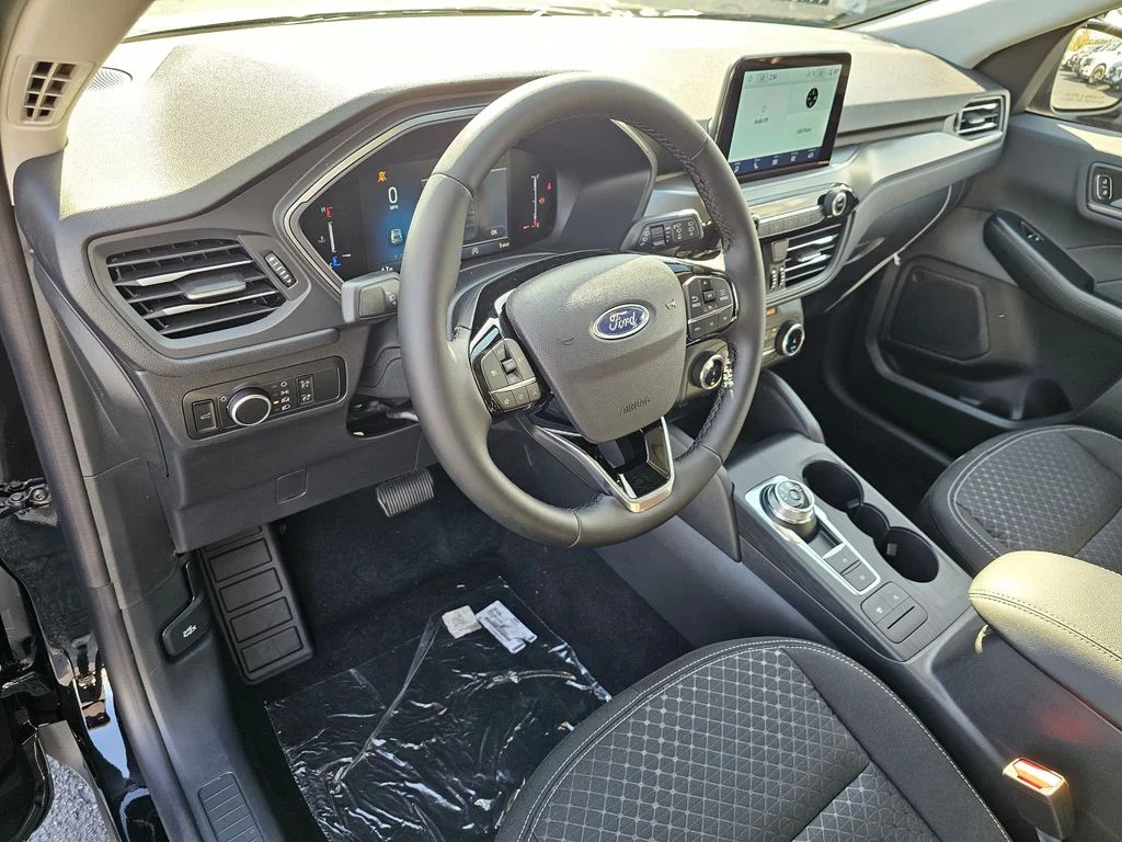 New 2025 Black Ford Active image 19