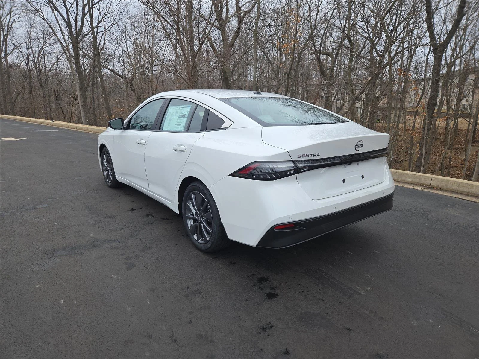 New 2026 Aspen White Tricoat Nissan SL image 6
