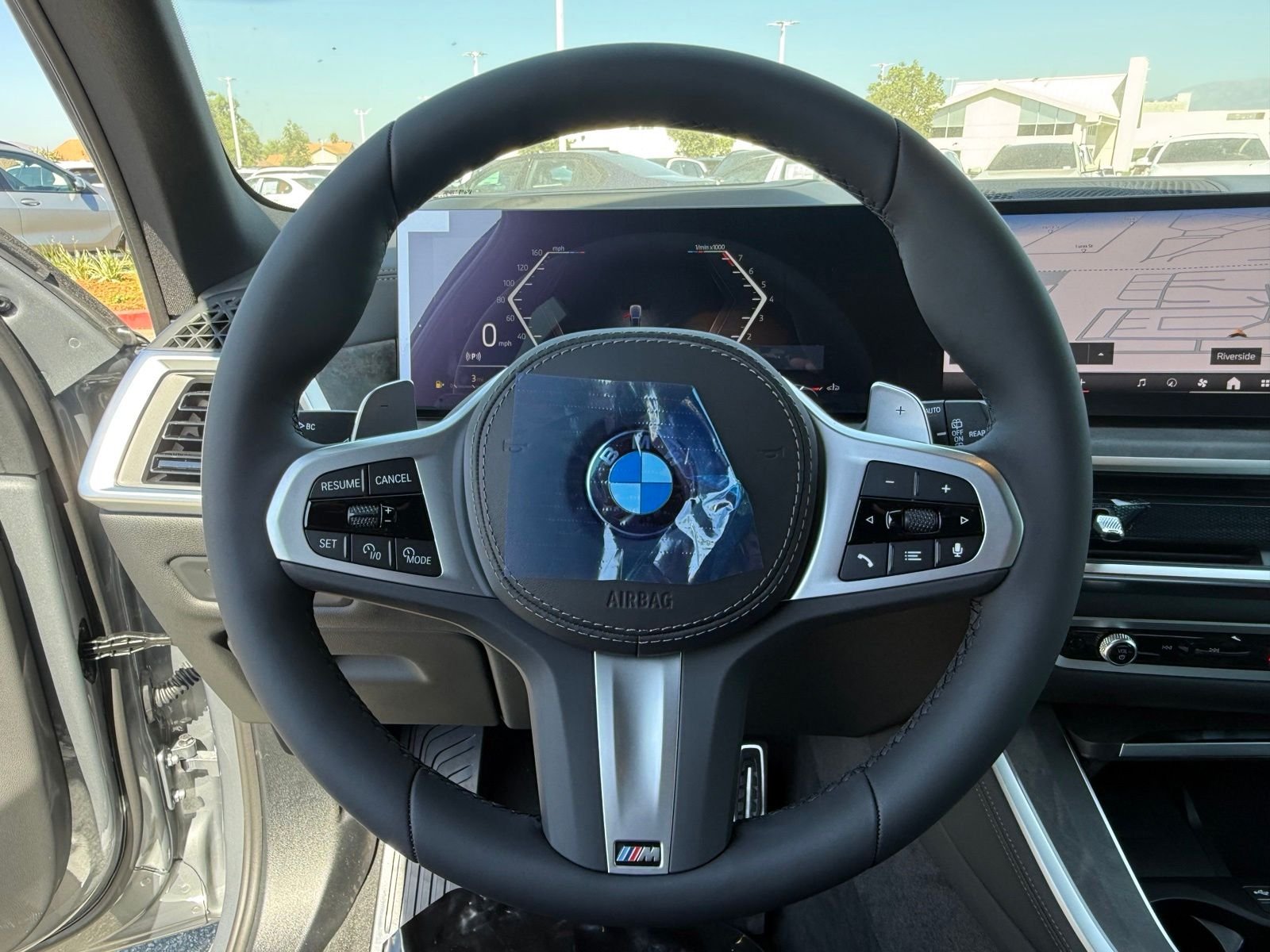 New 2026 Skyscraper Grey Metallic BMW sDrive40i image 21