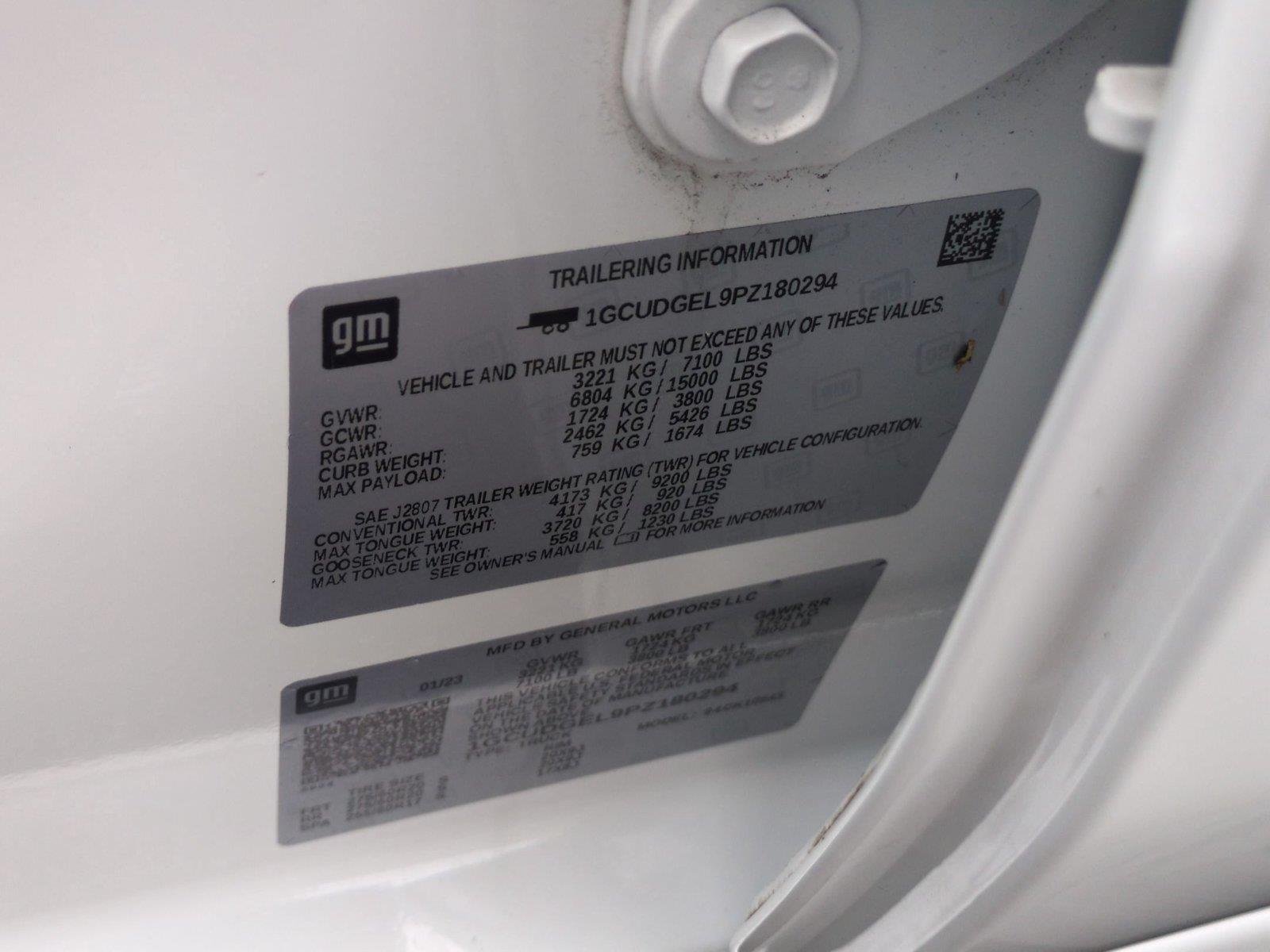 Used 2023 Summit White Chevrolet LTZ image 41