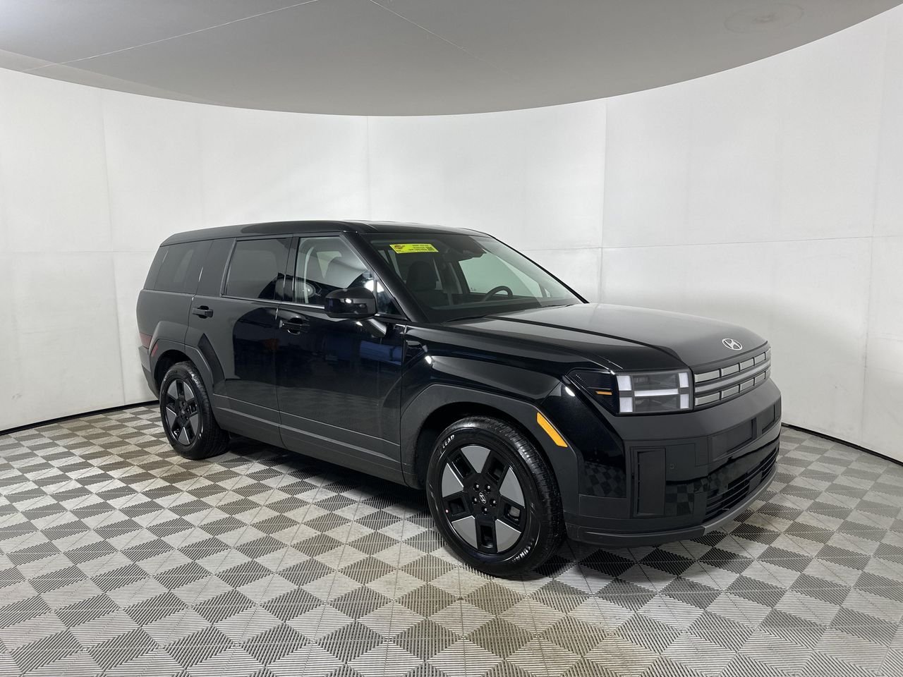 New 2026 Phantom Black Hyundai SE image 1
