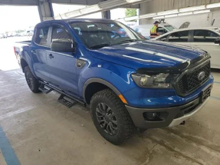 Used 2020 Lightning Blue Metallic Ford XLT image 3