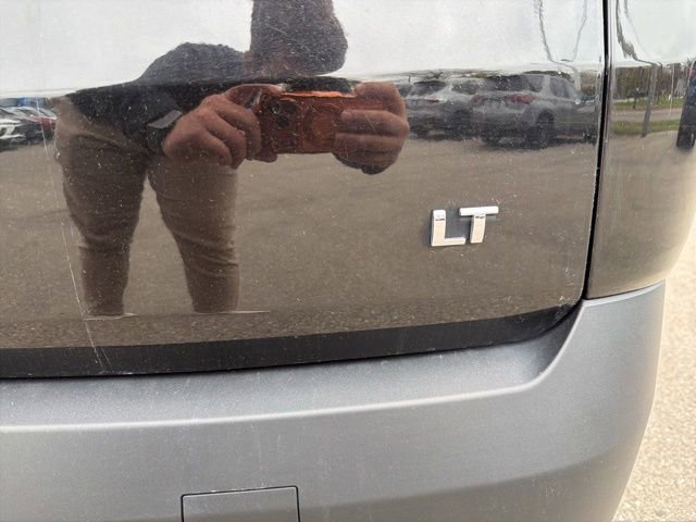 Certified Used 2023 Mosaic Black Metallic Chevrolet LT Cloth image 13