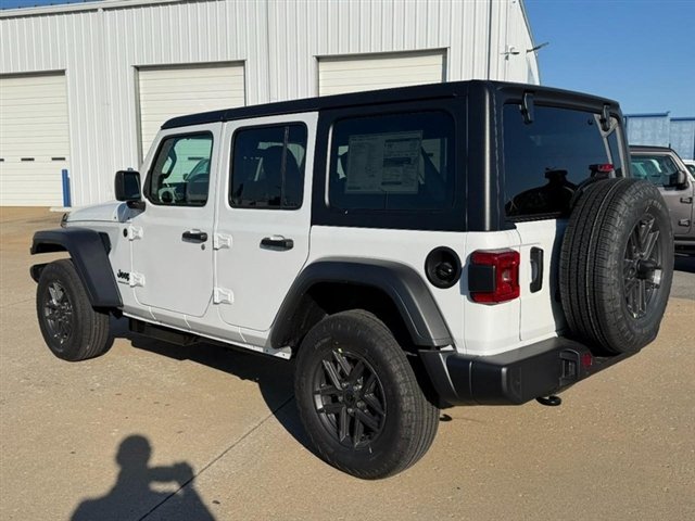 New 2027 Bright White Clear-Coat Paint Jeep Sport S image 3