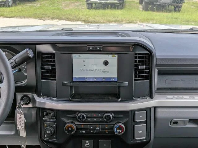 New 2026 Oxford White Ford F-250® XL image 47