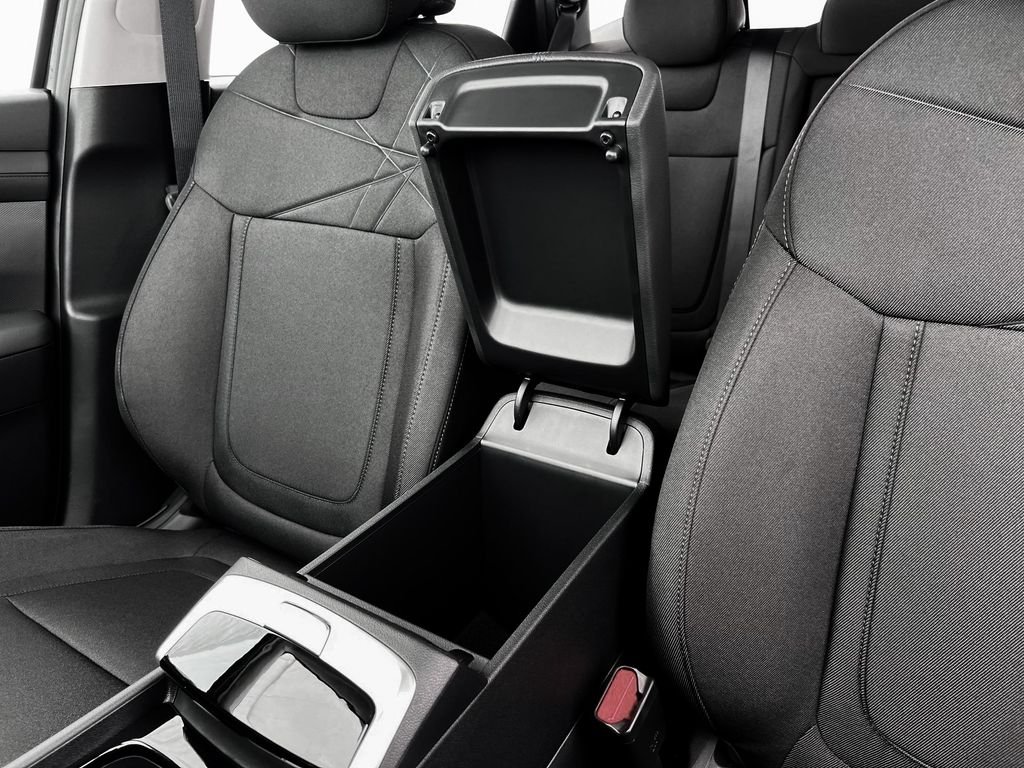 New 2026 Black Hyundai SE image 26