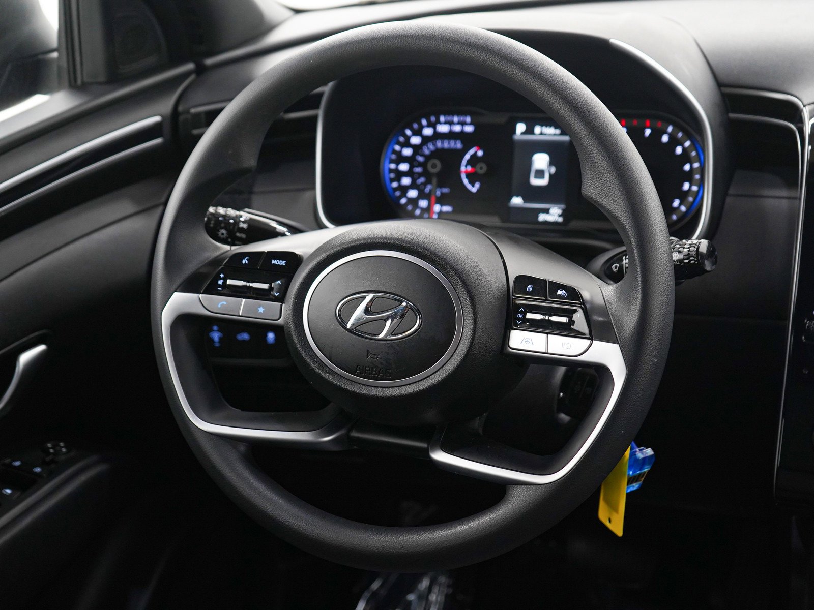 2024 Hyundai Santa Cruz SE - Photo 14