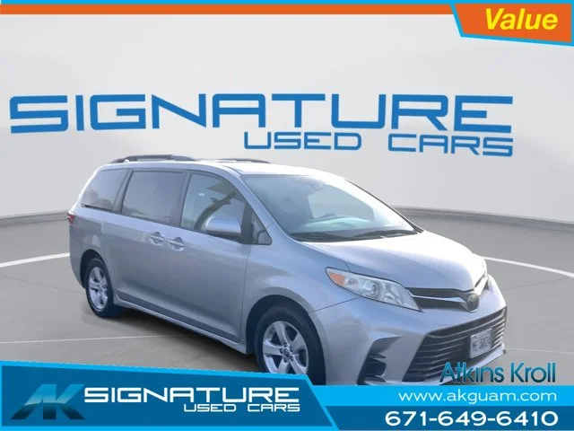 2020 Toyota Sienna LE V6 8-Passenger FWD's photo