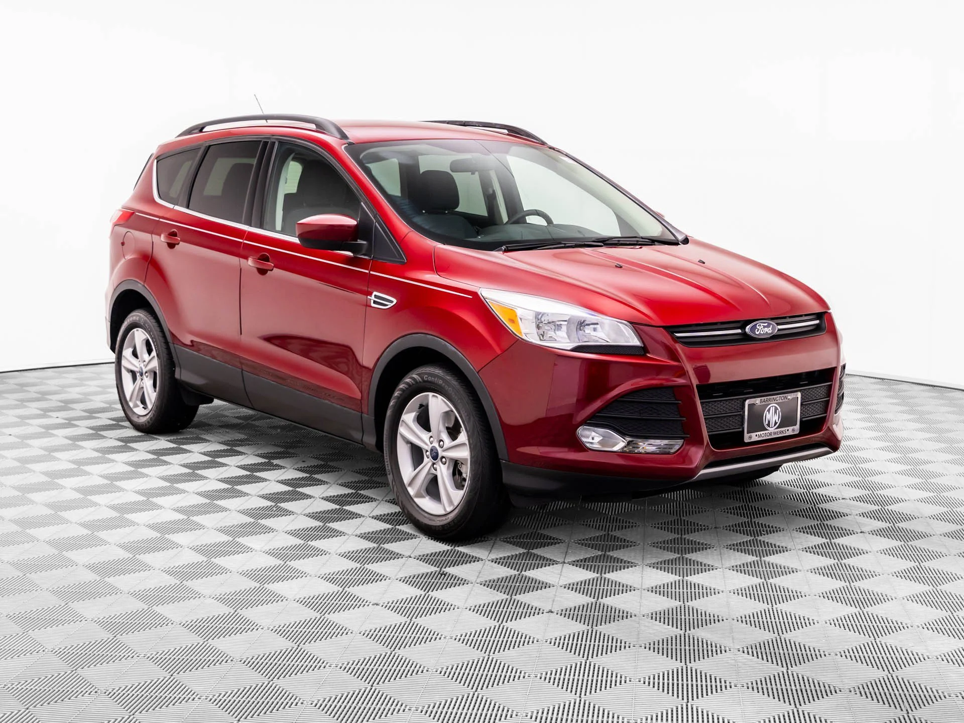 Used 2014 Red Ford SE image 8