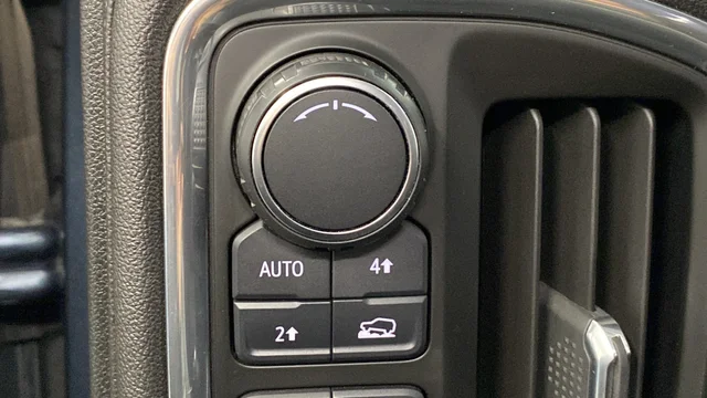 Used 2019 Shadow Gray Metallic Chevrolet LTZ image 34