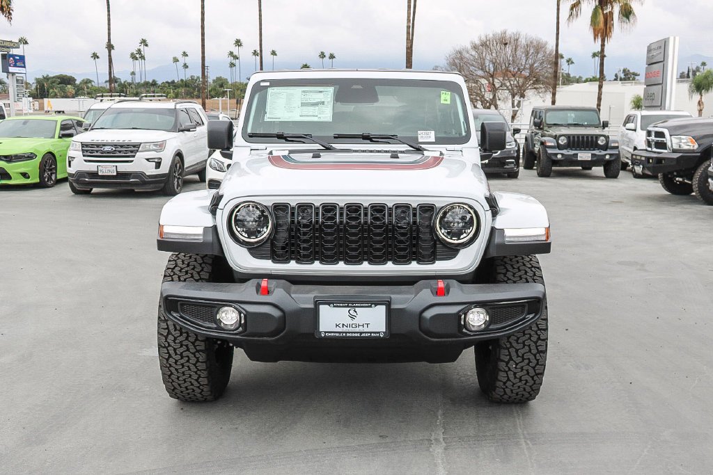 New 2026 Bright White Clearcoat Jeep America 250 Edition image 3