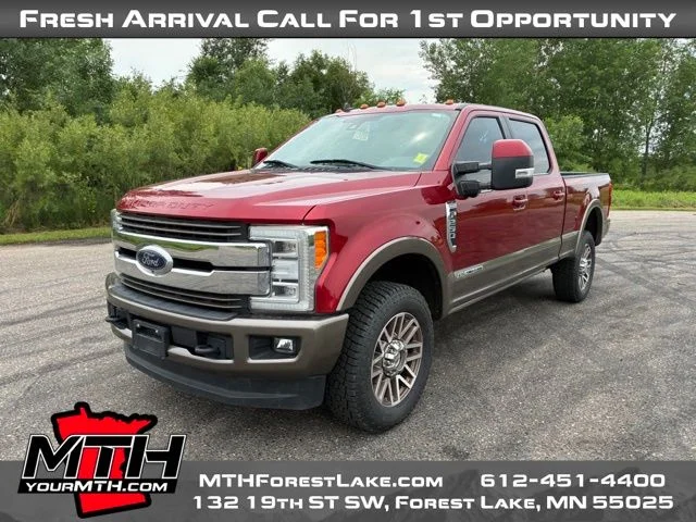 Used 2019 Red Ford King Ranch image 4