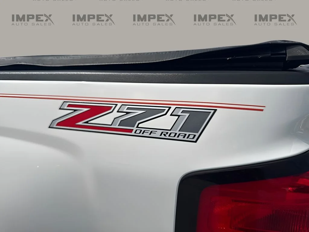Used 2015 White Chevrolet LTZ image 30