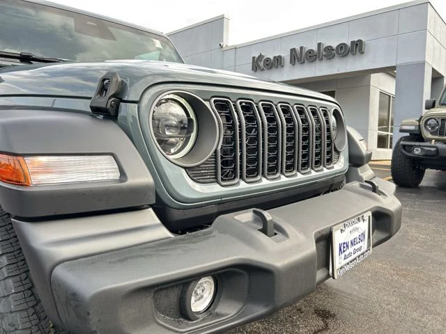 New 2026 Anvil Clear-Coat Exterior Paint Jeep Sport S image 3