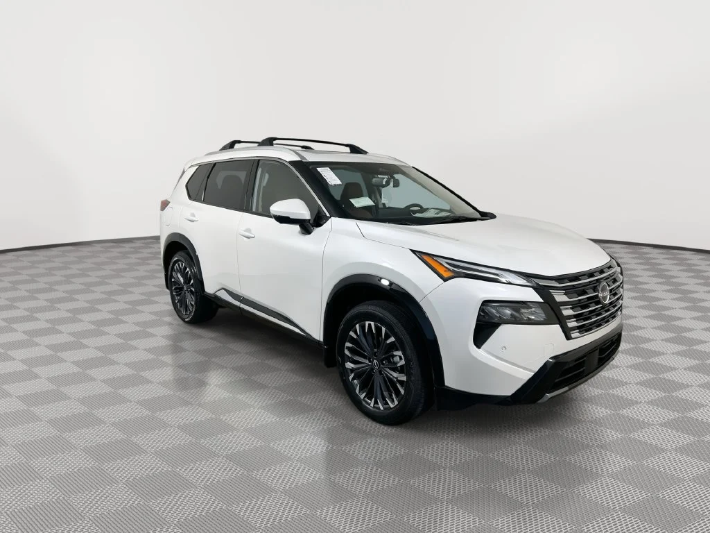 New 2026 Everest White Pearl TriCoat Nissan Platinum image 2