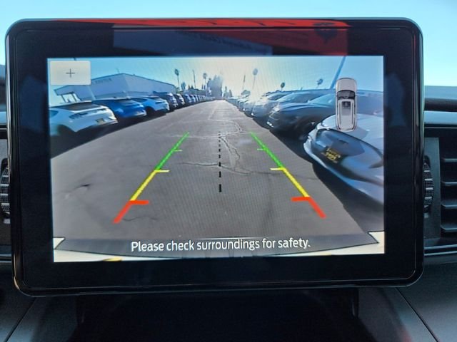 Used 2023 White Ford XLT image 7